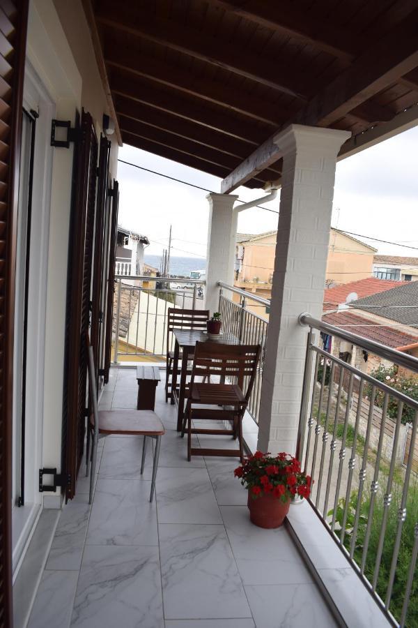 Mary'S Apartments Close To The Sea Agios Georgios  ภายนอก รูปภาพ