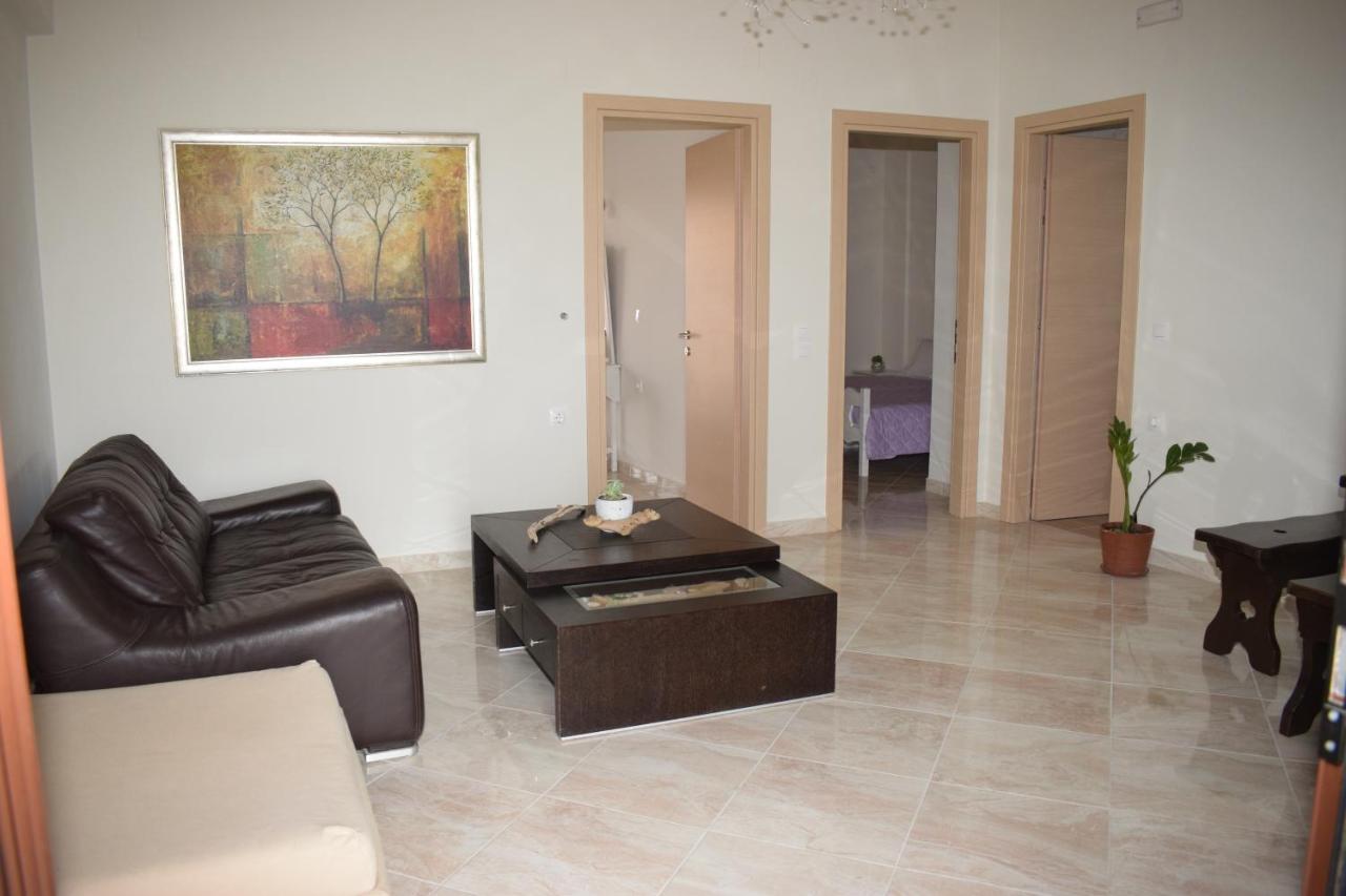 Mary'S Apartments Close To The Sea Agios Georgios  ภายนอก รูปภาพ