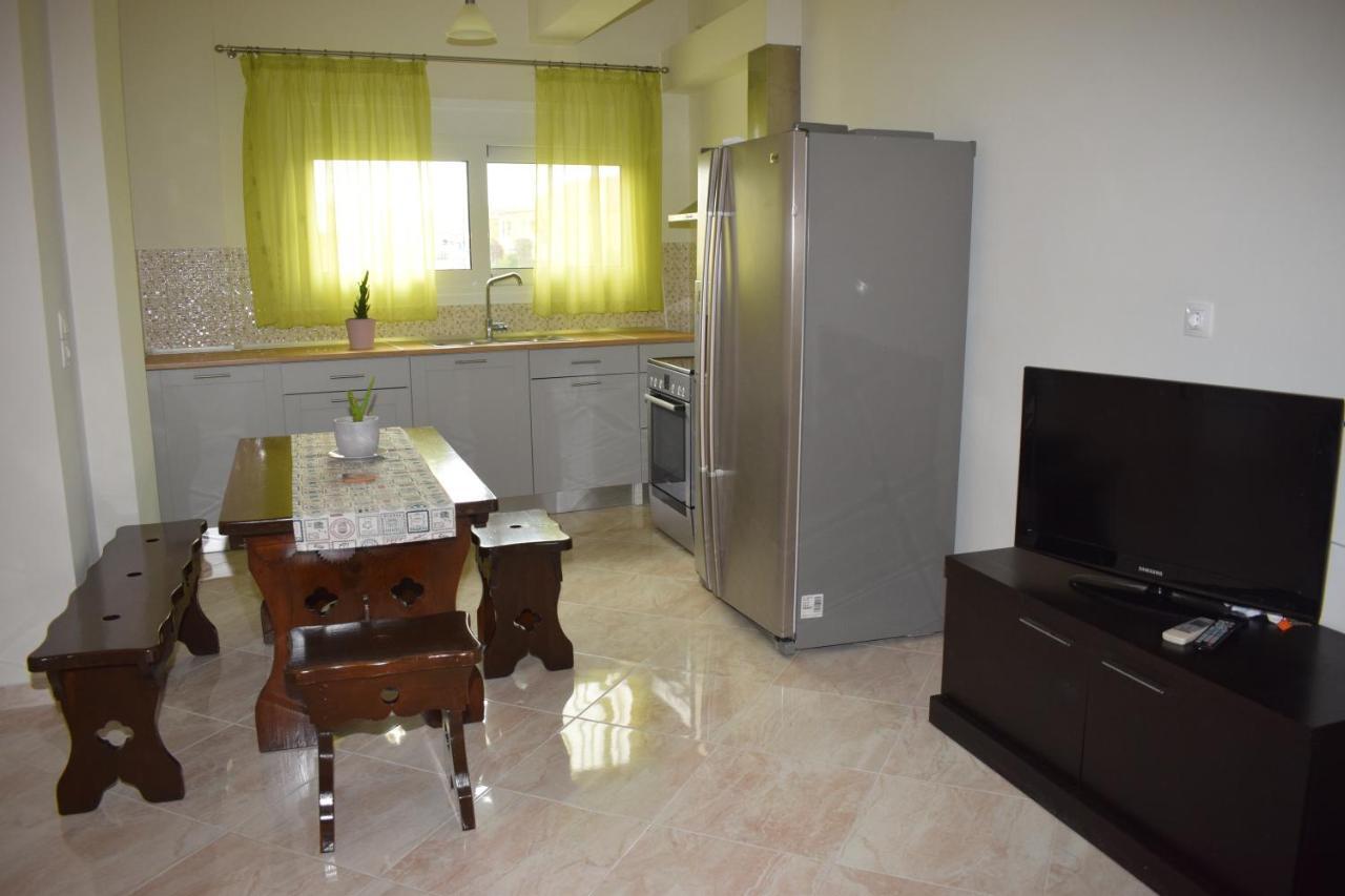 Mary'S Apartments Close To The Sea Agios Georgios  ภายนอก รูปภาพ