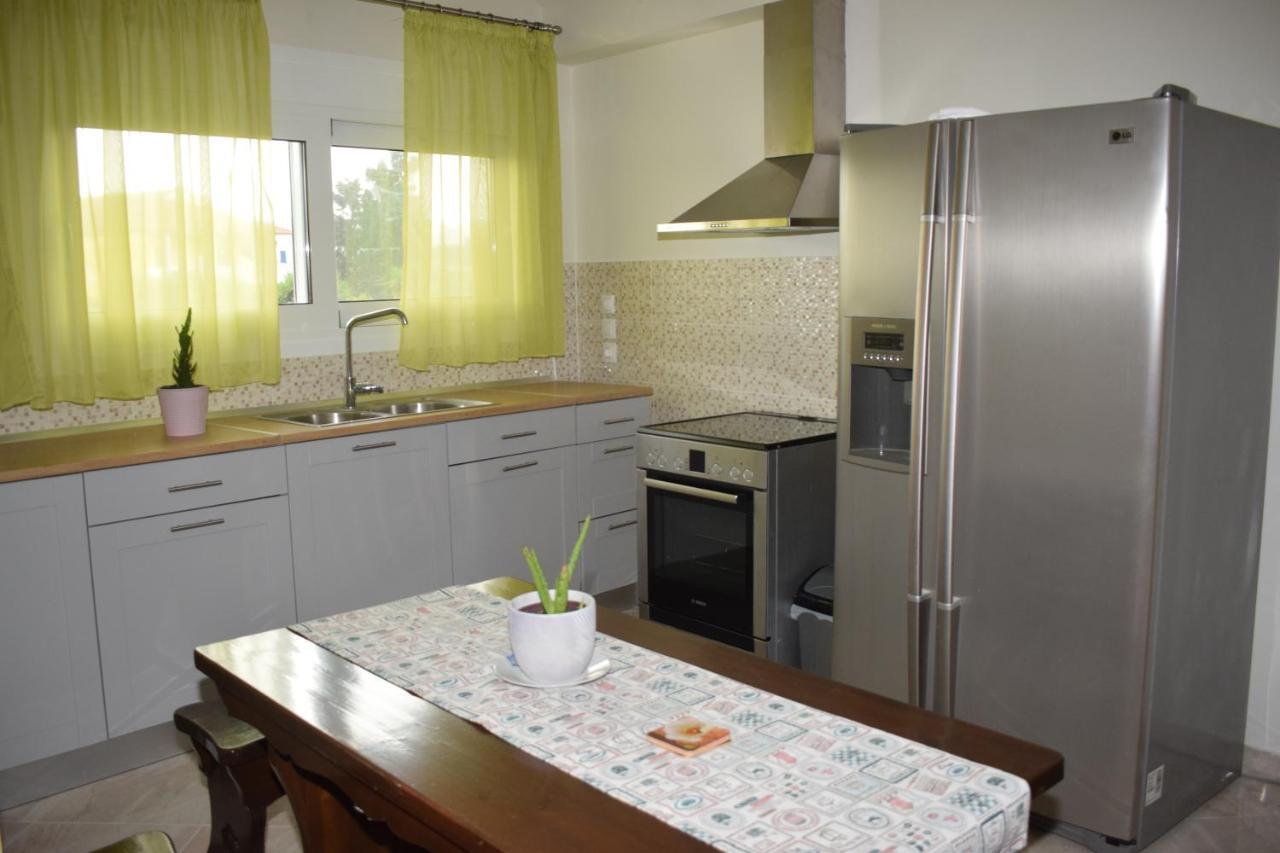 Mary'S Apartments Close To The Sea Agios Georgios  ภายนอก รูปภาพ
